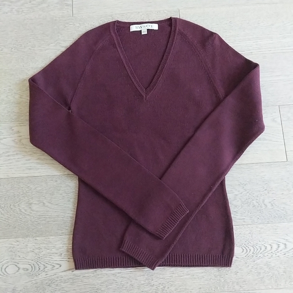 RW&CO Burgundy V-neck Knit Sweater - Picture 1 of 7